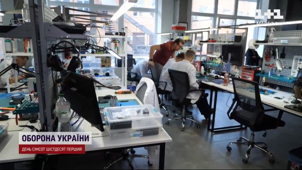 Складання роботизованої руки / &copy; 