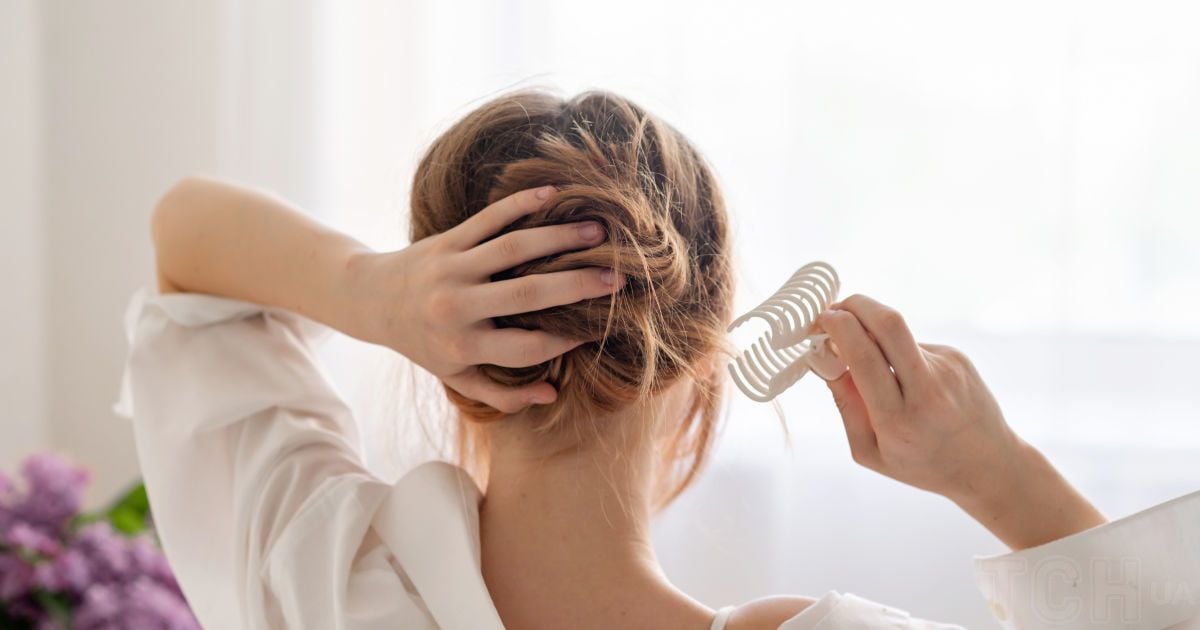 Зачіска з крабиком