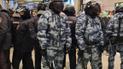 Кілька разів переносили посадку: в Росії літак Навального перенаправили до іншого аеропорту