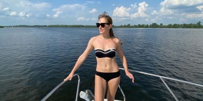 В черном купальнике и на яхте: Катя Осадчая показала, как отдохнула с семьей