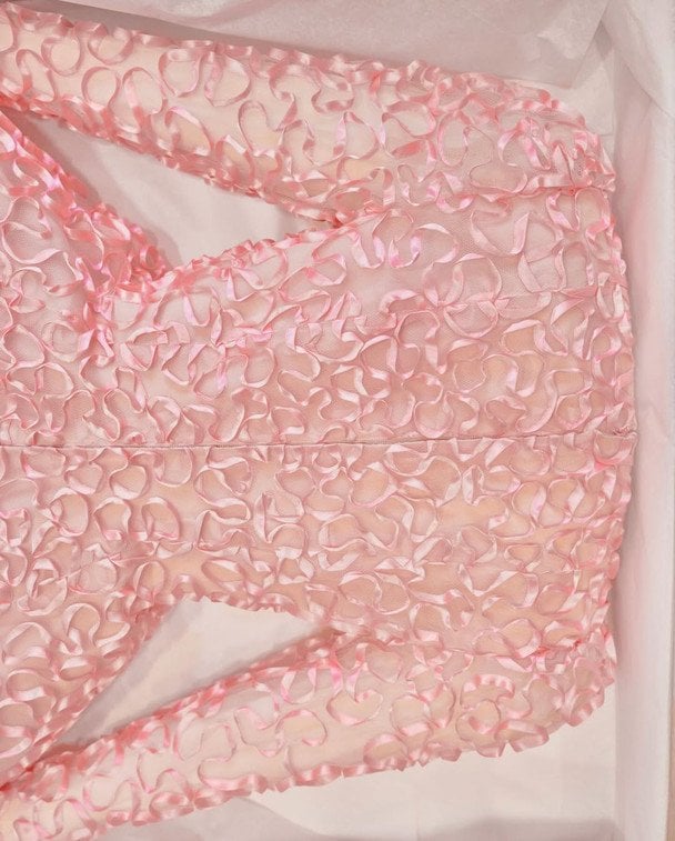 Сукня Givenchy / фото: instagram.com/givenchy