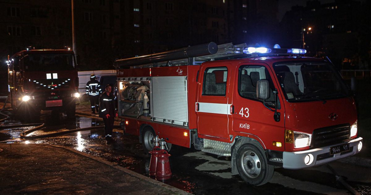 У Києві згоріли три автівки