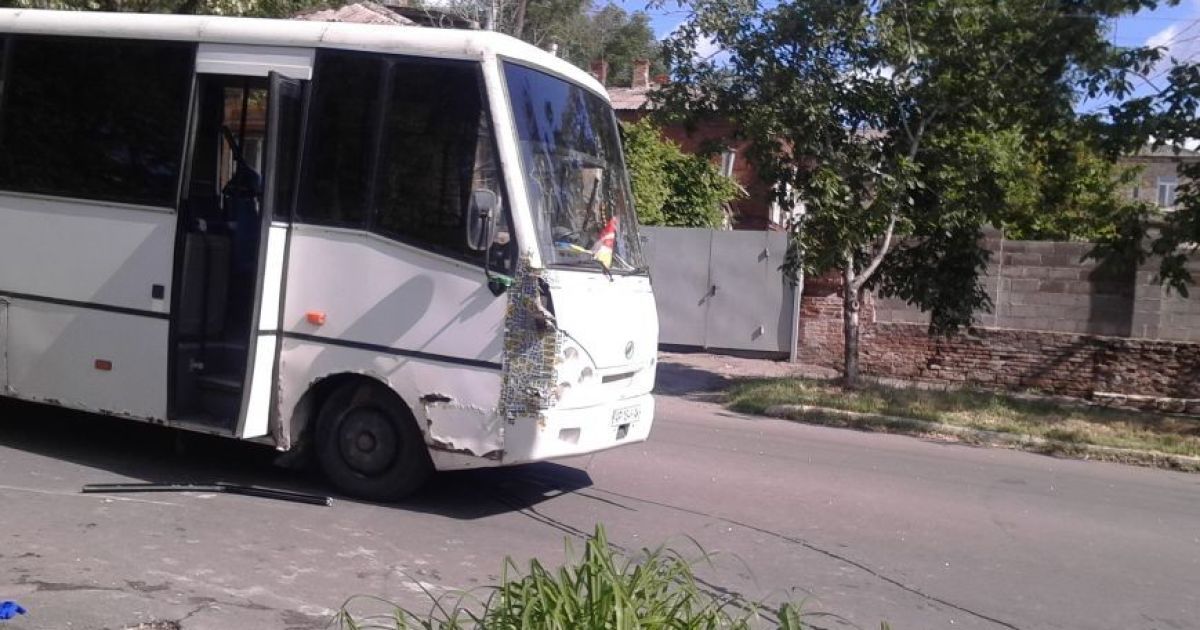Автобус Маріуполь ДТП військові_2 / © 0629.com.ua