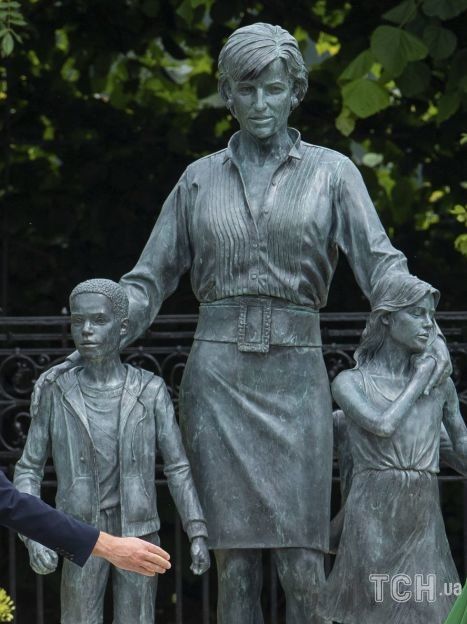 Статуя принцеси Діани / © Associated Press