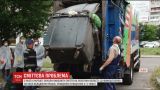 За полдня во Львове забрали более 200 тонн мусора