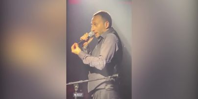 Солист "Коррупции" Миша Крупин оскандалился пьяным выступлением на концерте в Одессе