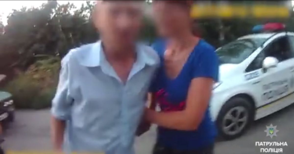 В Днепре пьяный военный ехал по городу на ВАЗе с разбитыми фарами и без лобового стекла