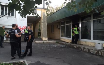 В "Ощадбанке" сообщили, что во время поджога банка наличка не пострадала