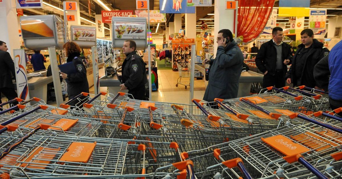В Киеве "заминировали" сеть супермаркетов "Сильпо"