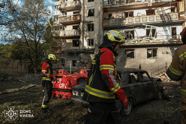 Наслідки атаки на Київ 19 липня / © ДСНС