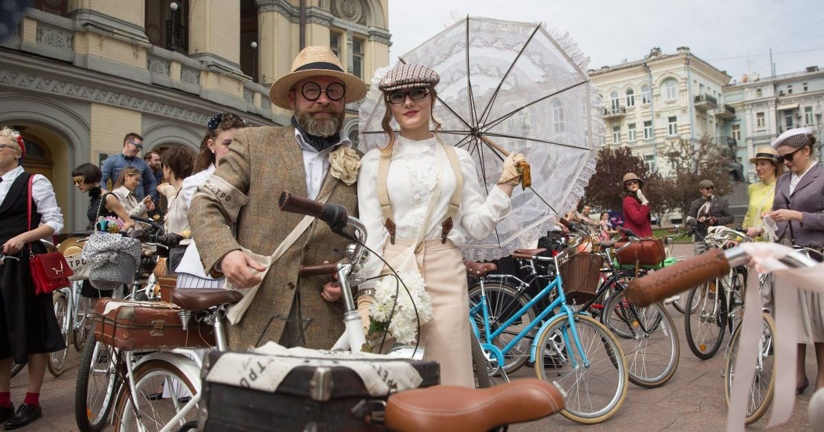Велопарад "Ретро круїз" у Києві_7 / © УНІАН
