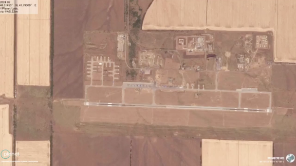 Супутникові знімки аеродрому в Морозовську / Фото: Planet Labs