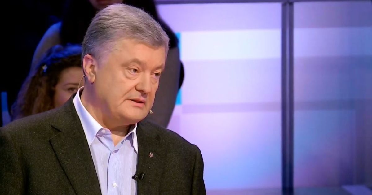Порошенко вместе с семьей уехал за границу – СМИ — Украина