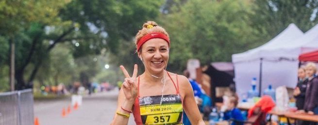 В Одессе девушка пробежит 50 километров босиком