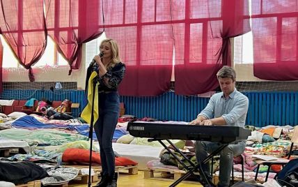 Ірина Федишин та Євген Хмара виступили для біженців у Львові: "Я співала, а люди плакали"
