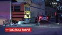 В США автобус со школьниками столкнулся с легковым авто, а затем врезался в здание