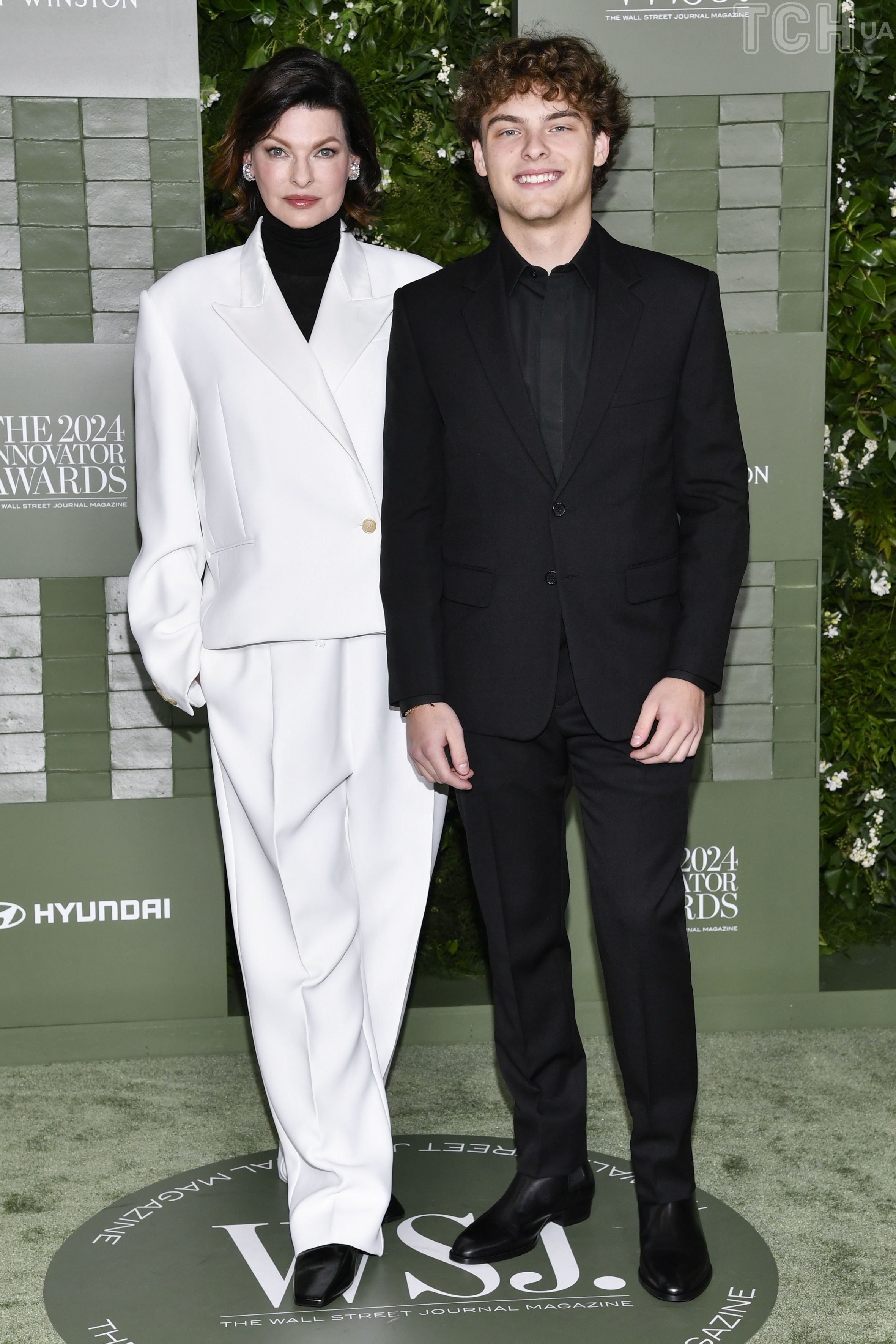 Секс гимнаст акробаттары