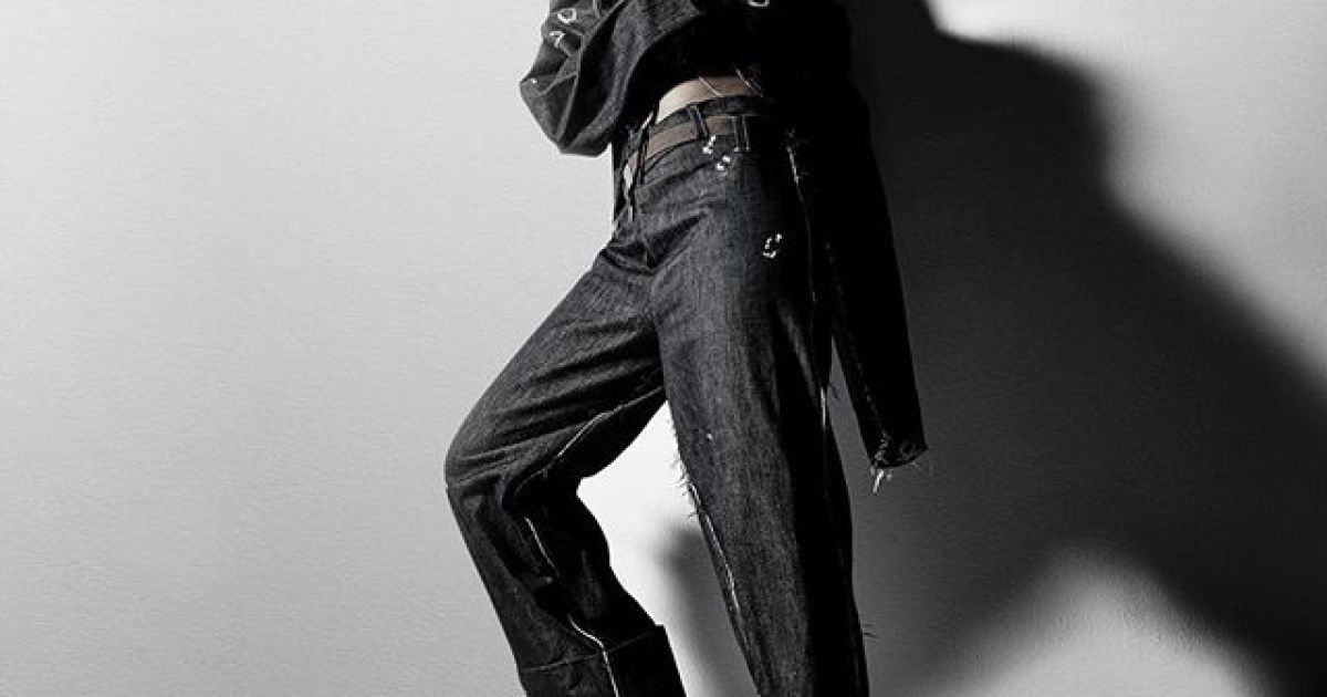 Рианна представила новую коллекцию одежды / © instagram.com/badgalriri