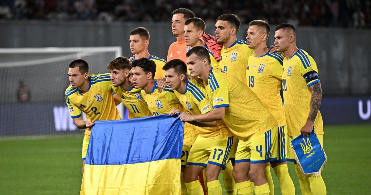 Збірна України з футболу