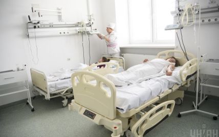 Сальмонельоз принесли з дитсадка: у Деснянському районі Києва у трьох дітей виявили отруєння