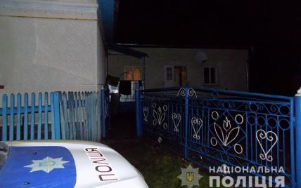 Окровавленную мертвую женщину на полу нашли соседи: в Тернопольской области муж убил жену