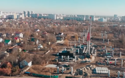 Что происходит на Подольско-Воскресенском мосту в Киеве: появилось видео