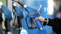 Чего ждать с ценами на бензин, дизель и автогаз в течение новогодних праздников: эксперт дал прогноз