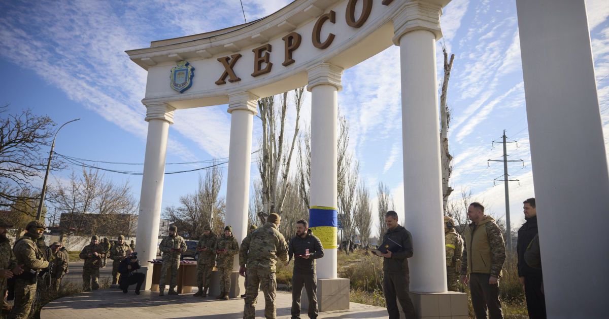 Повернення України: Зеленський опублікував зворушливе відео з Херсона