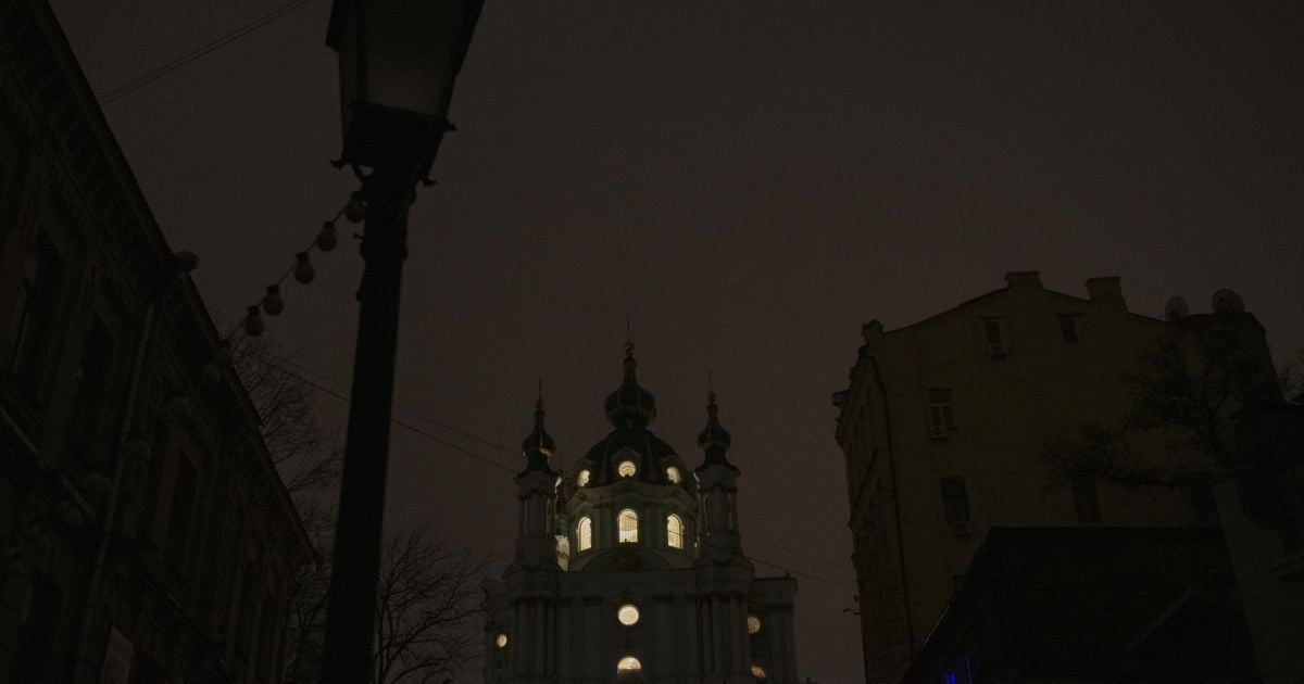 Чи може Київ повністю залишитися без електропостачання: у ДТЕК оцінили ризики