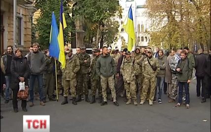 В АТО на стороне Украины воюют до тысячи иностранцев, которые просят предоставить им украинское гражданство