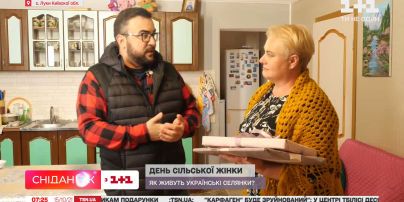 Всесвітній день сільських жінок: Руслан Сенічкін завітав до дуже талановитої мешканки села Луки