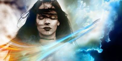 Загадочная Рианна в образе пришельца представила "внеземное" видео
