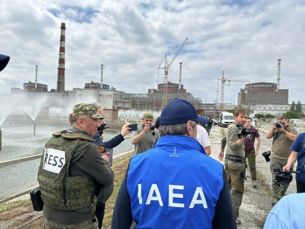 Очільник МАГАТЕ Рафаель Ґроссі на Запорізькій АЕС оглянув ставок-охолоджувач / © Рафаель Маріано Гроссі