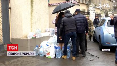 В Днепропетровской области сотни людей сдают кровь для раненых