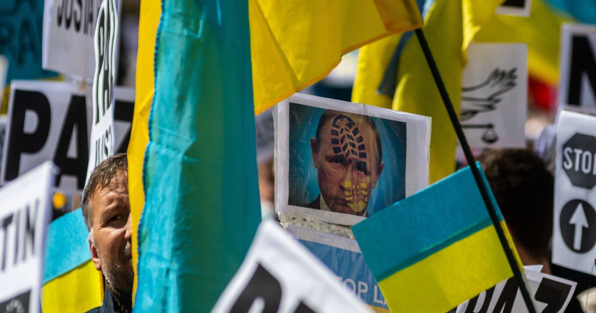 Колишній голова британської розвідки MI-6 заявив, що Путін живе в "ізольованій інформаційній бульбашці"