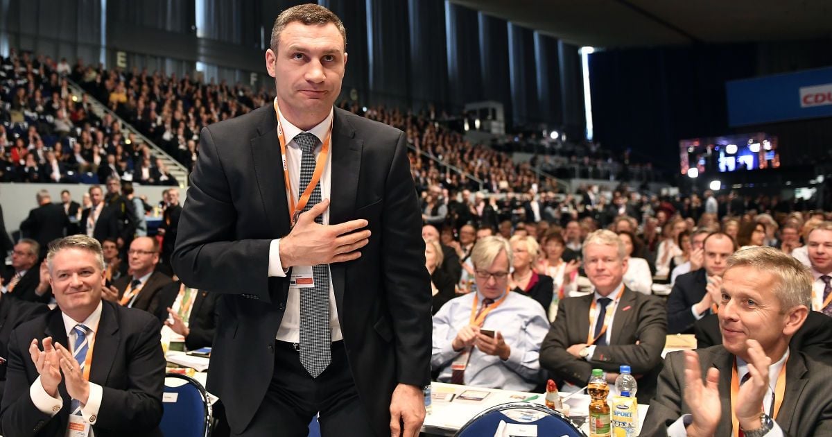 "Не роби цього, будь ласка": Віталій Кличко дав пораду Джошуа щодо реваншу з Усиком