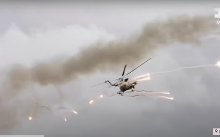 Бій вертолітників на Херсонщині: як на війні працюють авіаційні рятувальники – ексклюзивне відео