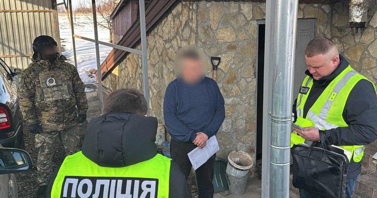 Подозреваемые в организации схемы