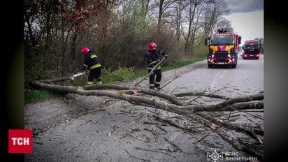 Апокаліпсис в усіх областях! Перші жертви негоди! Вітер зносив цілі будівлі!