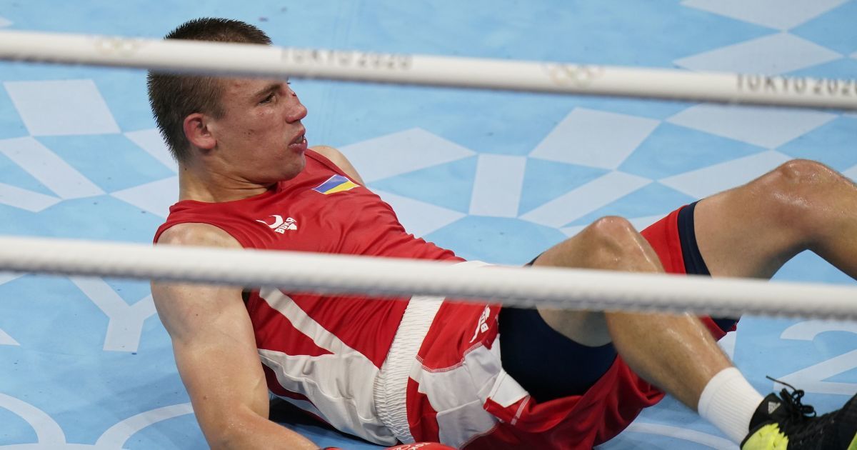 "У нас вкрали "золото": соцмережі вибухнули гнівом на поразку боксера Хижняка в фіналі Олімпіади