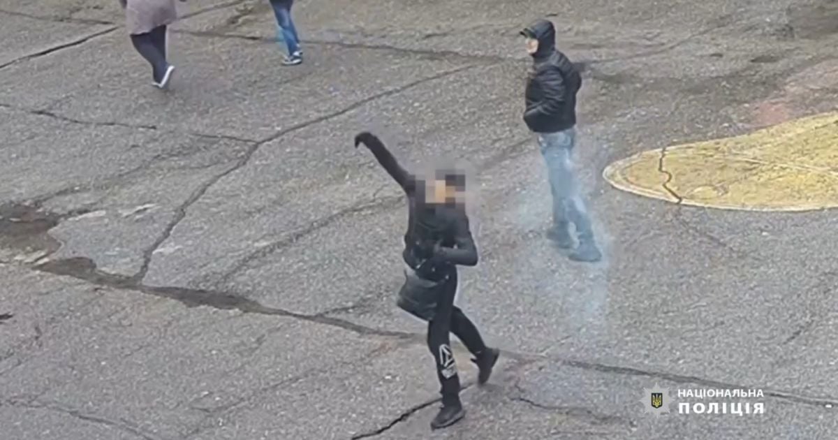 У Дніпропетровській області чоловік підірвав вибуховий пристрій на території дитсадка