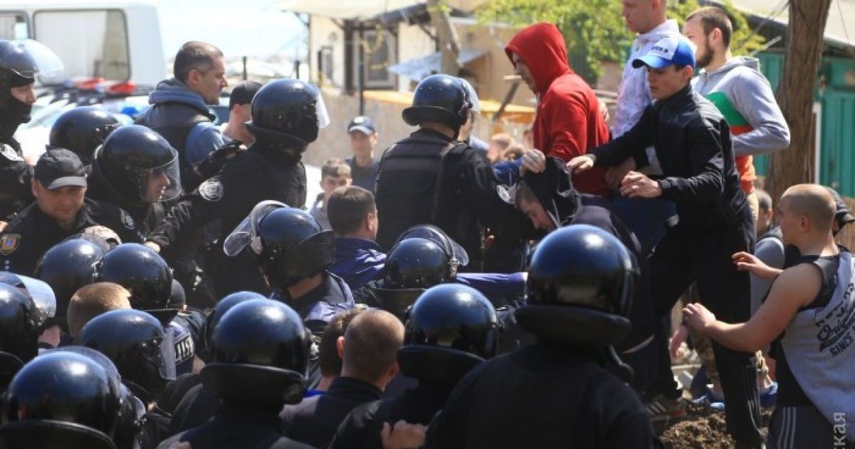 Сутички в Одесі на будмайданчику_15 / © Думская