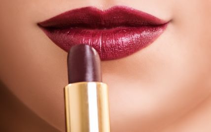 Как правильно красить губы: советы профессиональных визажистов