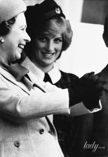 Королева Елизавета II, принцесса Диана и принц Чарльз / © Associated Press