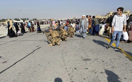 В аеропорту Кабула сталася стрілянина: є загиблий і поранені