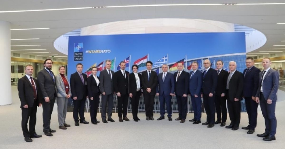 Україна і НАТО оновили дорожню карту з оборонно-технічного співробітництва