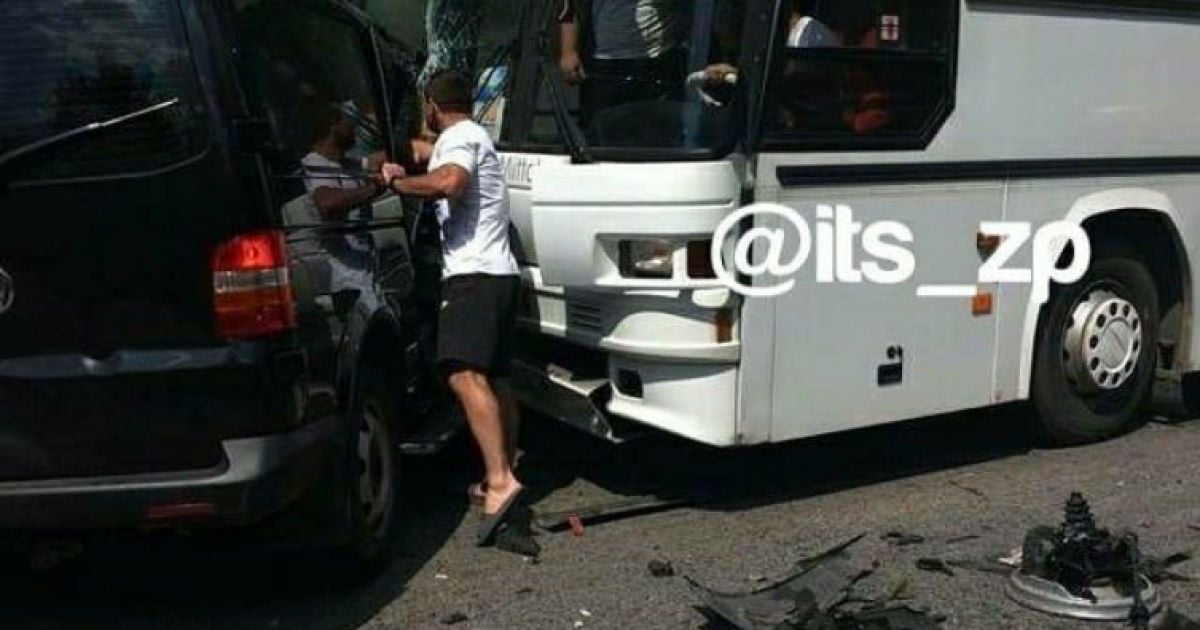 На Запоріжжі автомобіль Управління державної охорони потрапив у ДТП