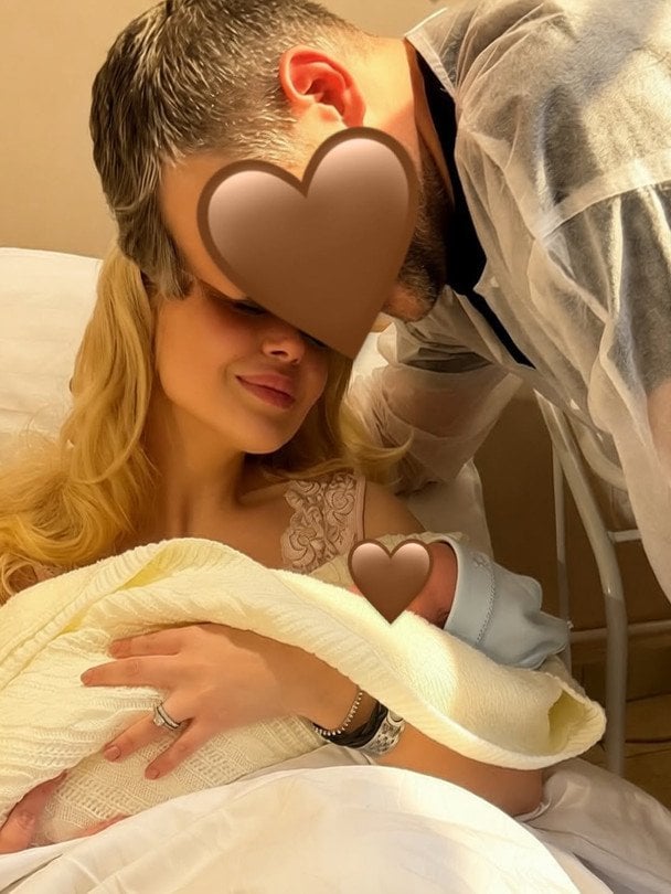 Аліна Гросу з сином та чоловіком / © instagram.com/alina_grosu