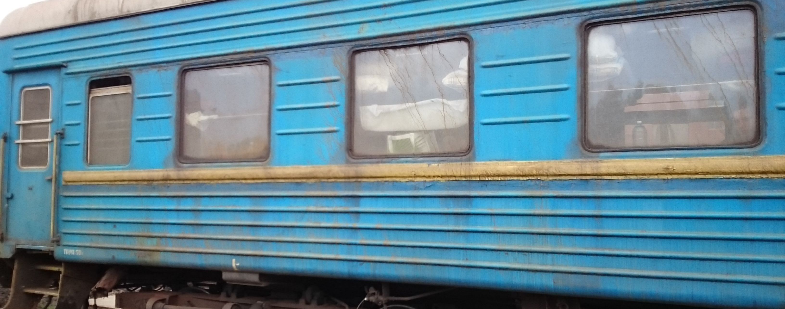 Згоріли навіть труси. У Києві провідник поїзда вижив після удару струмом у 36 тис. вольт - соцмережі