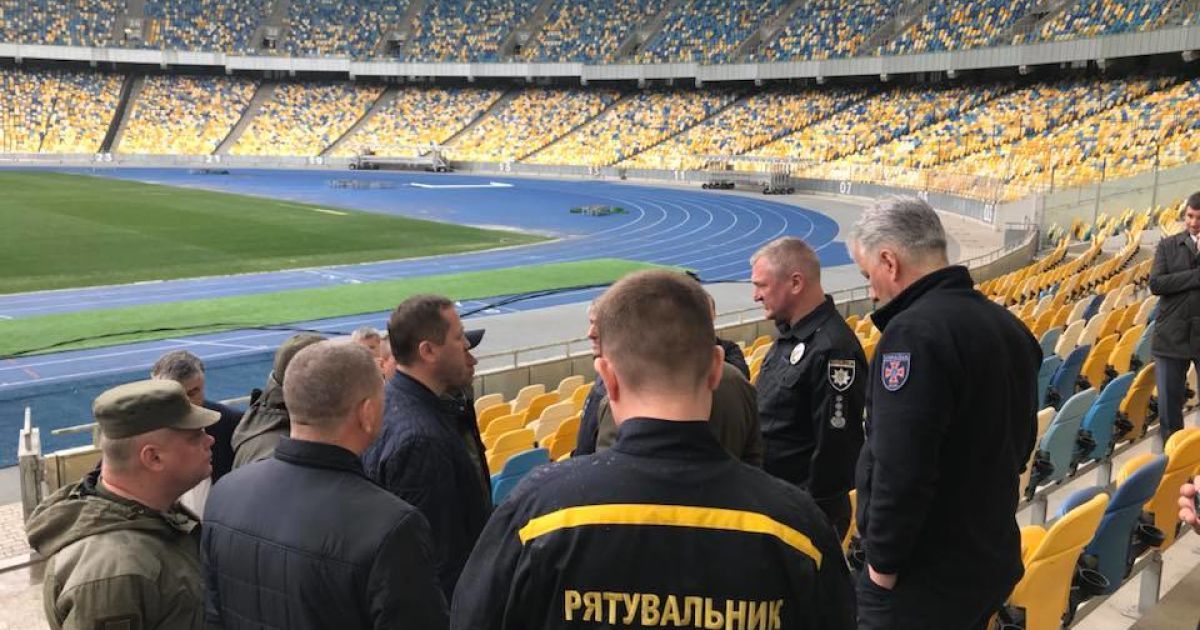 Подготовка к дебатам. Архивное фото